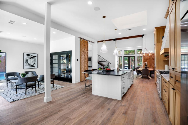 farmhouse-style