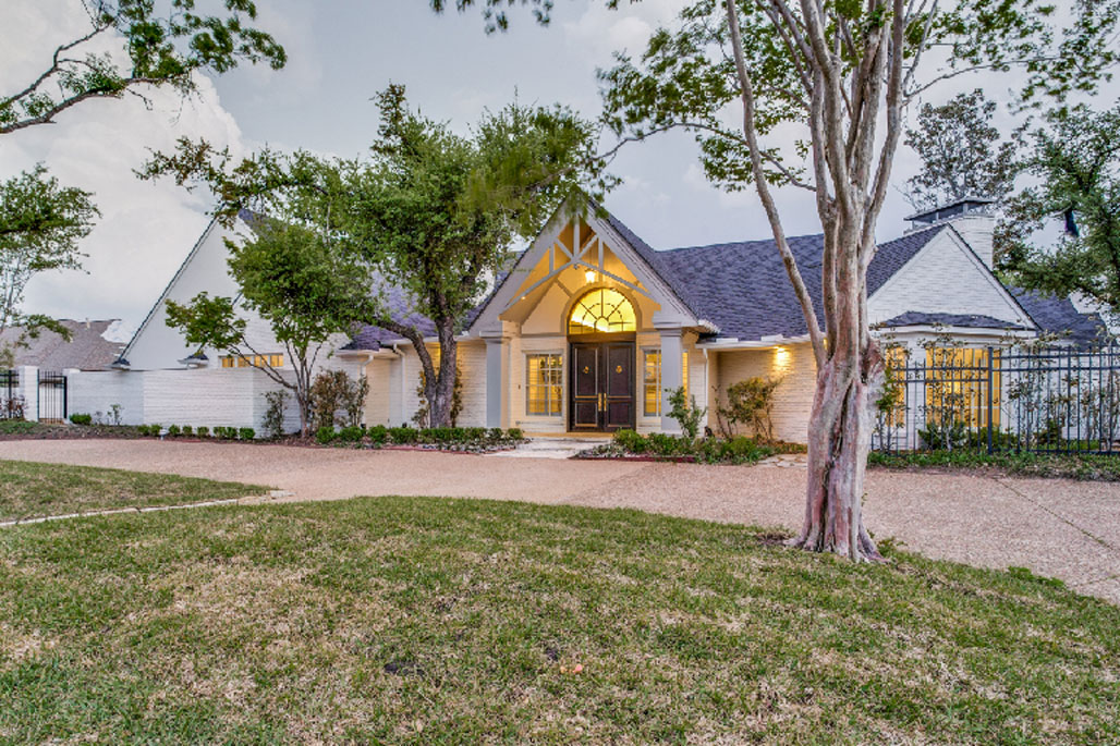 Park-Royal-Homes-Exterior-Featured