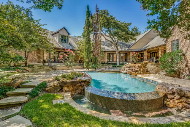 Preston Hollow traditional