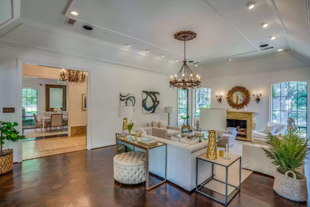 Preston Hollow traditional