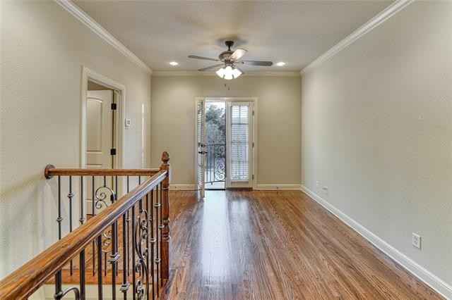 Collinwood Avenue