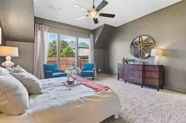 Castle Hills