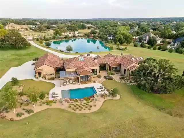 Southlake luxury home
Southlake
Modern hacienda