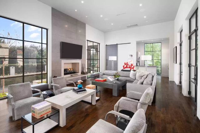 modern Spanish Colonial