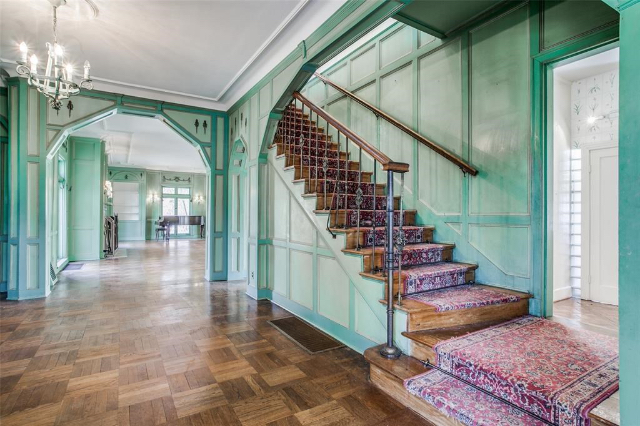 Lacy estate
