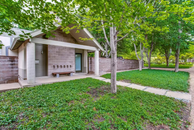 postmodern compound