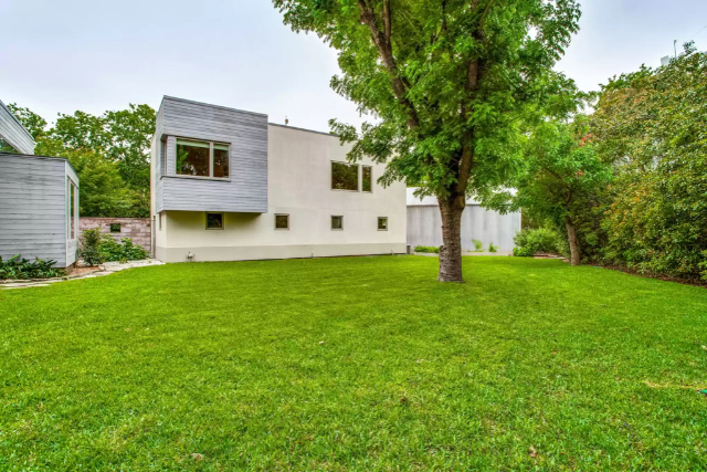 postmodern compound
