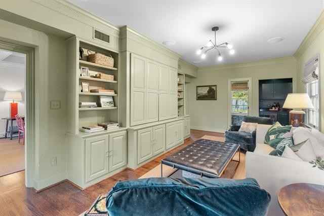 Quintessential Rivercrest Spread