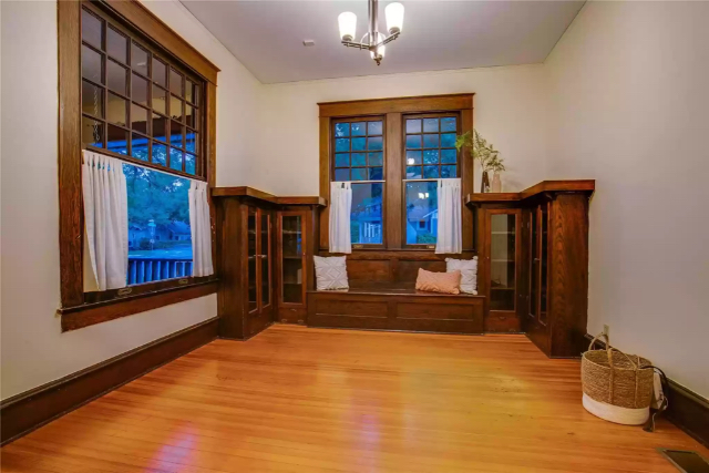 Winnetka Heights Prairie Bungalow