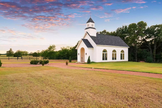 luxury farmhouse