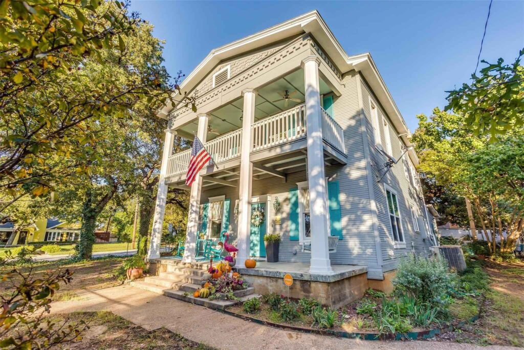 Meadowbrook's Oldest House