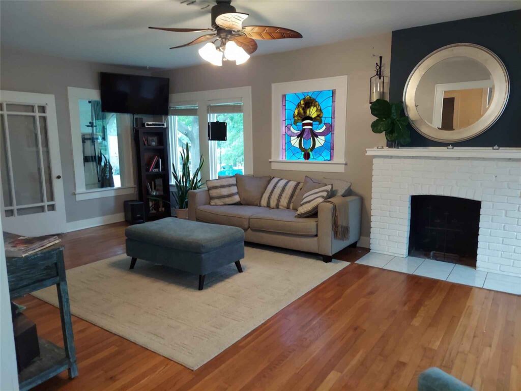 Cute Cottage