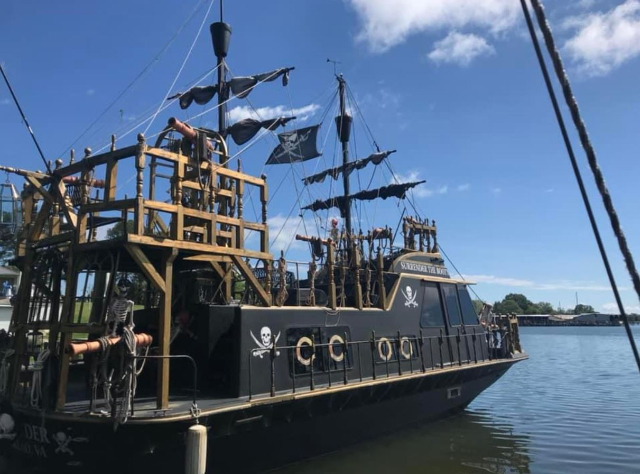 Virginia, pirate ship, houseboat