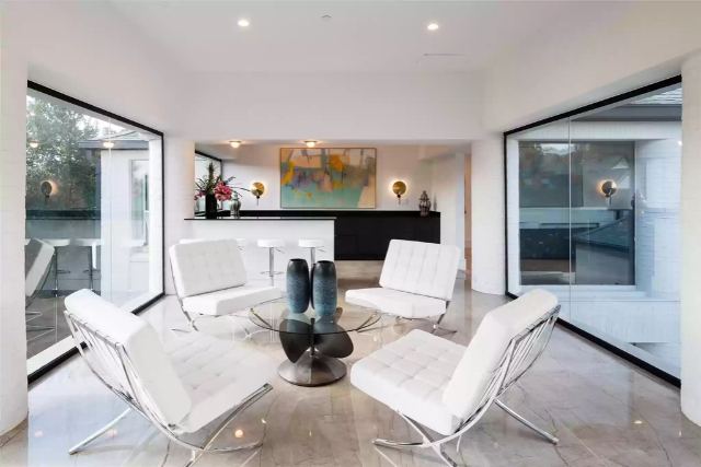 Inwood Modernist