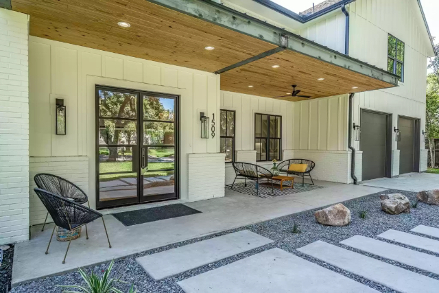 Modern Farmhouse