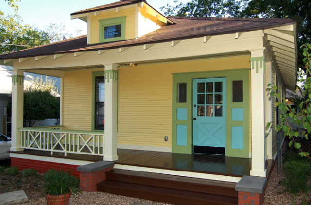 Historic House Specialist