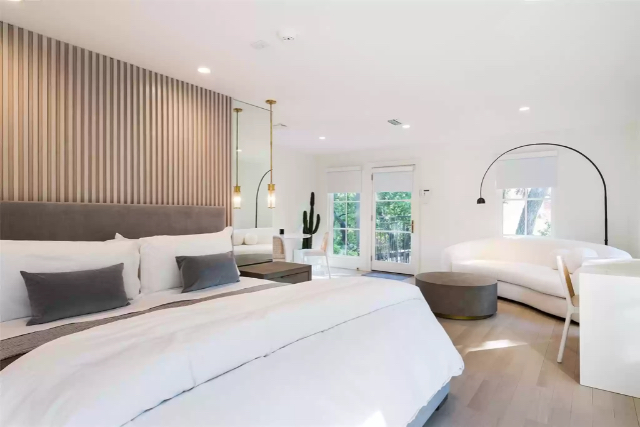 Highland Park transitional dream