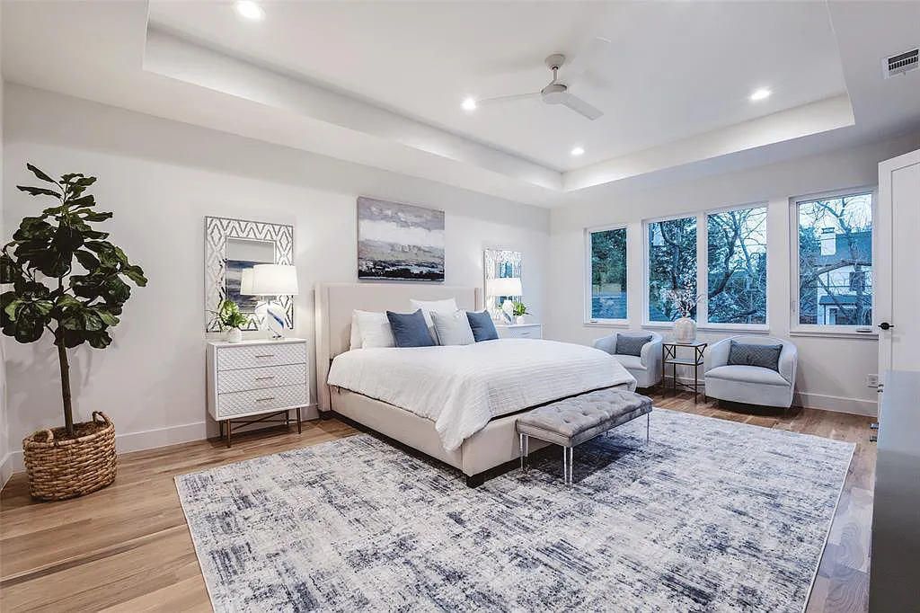 Finally, discover a Lakewood home with incredible luxury 