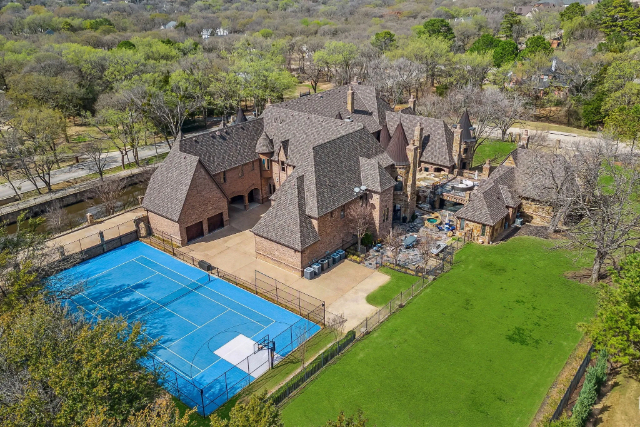 Southlake castle