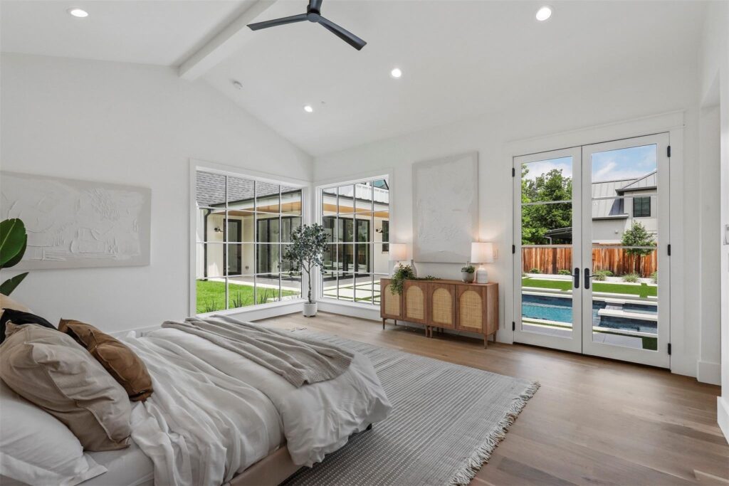 Crestwood Modern