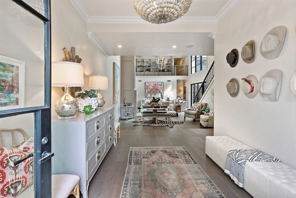 Crestline Contemporary