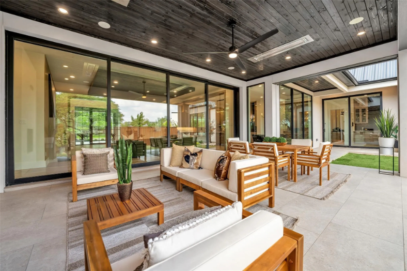 Twin Oaks Custom Homes