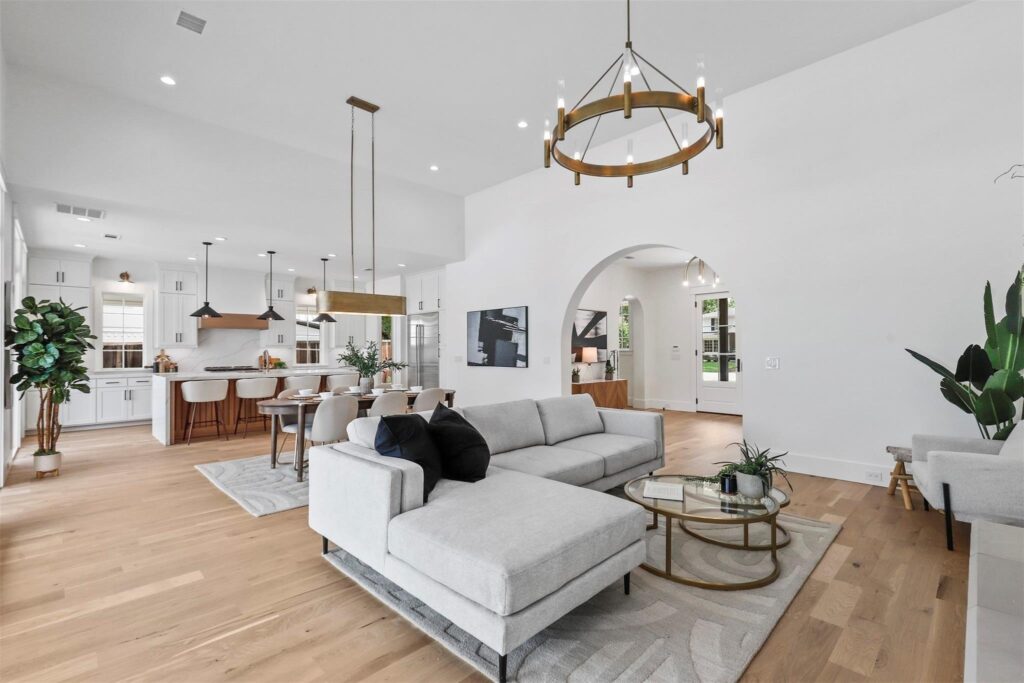 Crestwood Modern