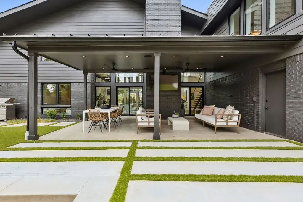 Explore this midcentury masterpiece 