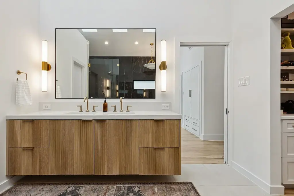 Explore this midcentury masterpiece 