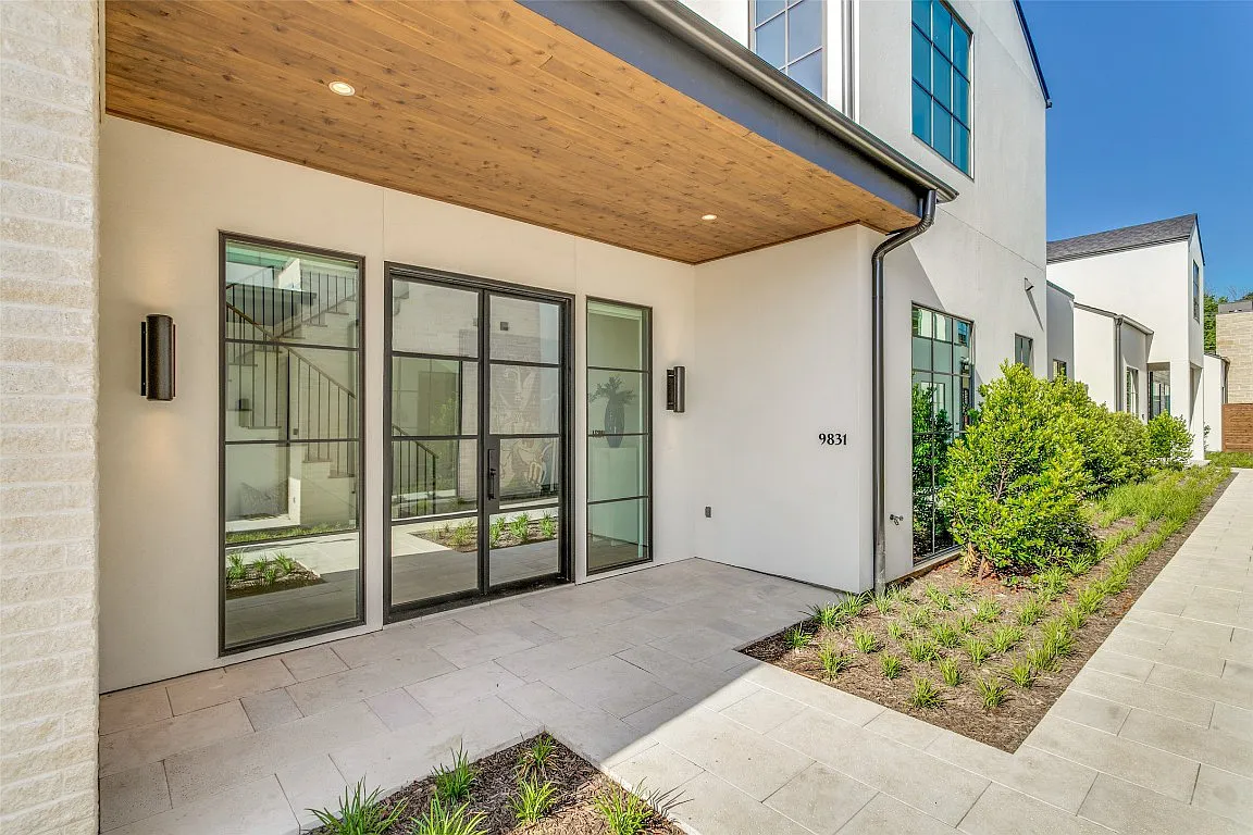 9831 Kingsway for sale in Preston Hollow Village