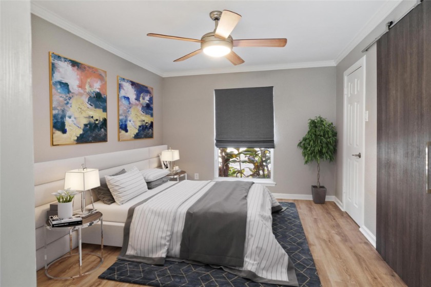 Oak Lawn Condo