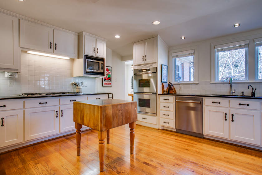 New England Colonial