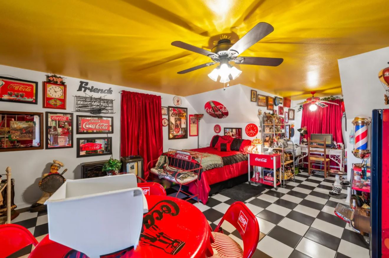 Coke, Florida, obsession