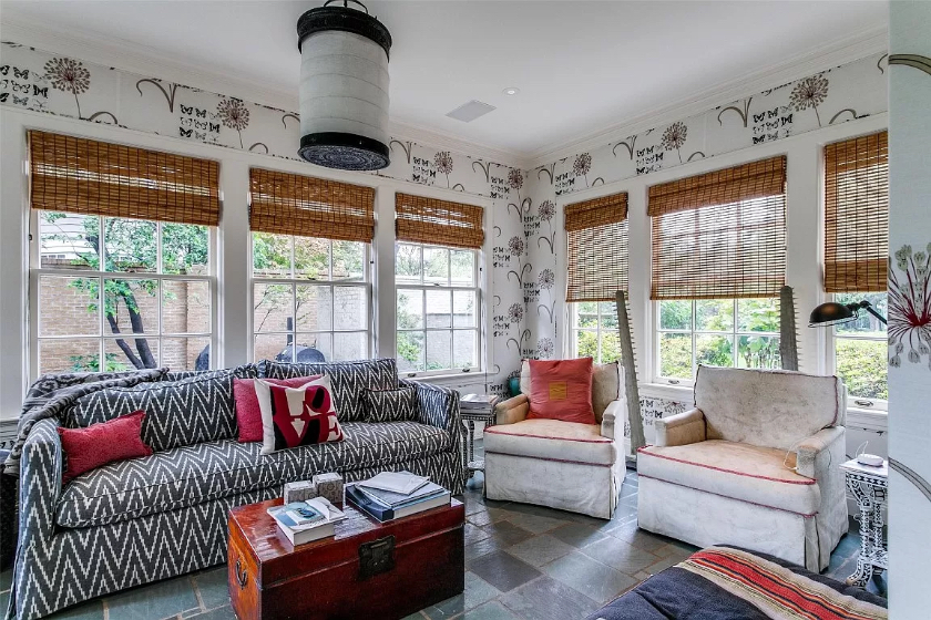 Hal Thomson Colonial