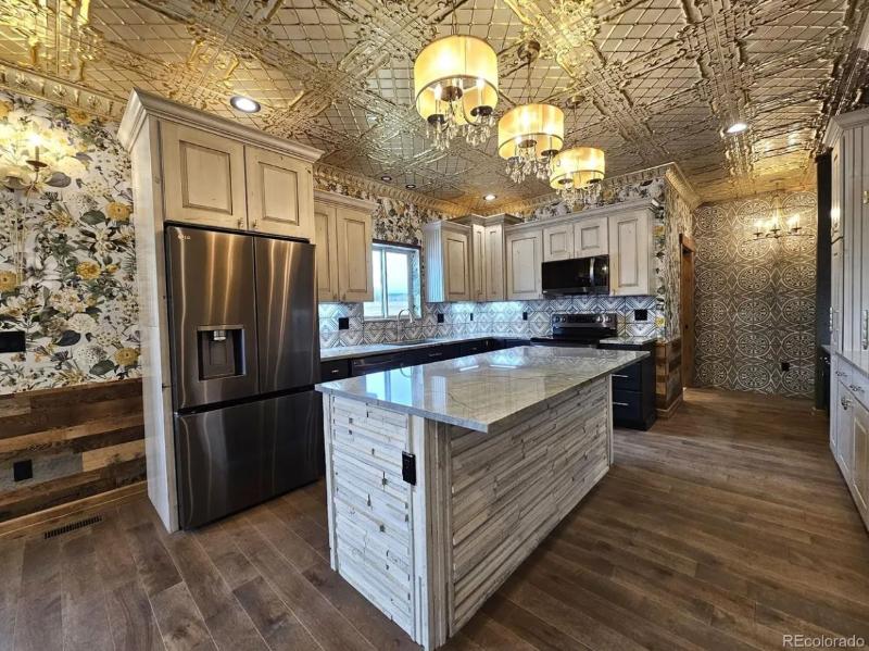 gobsmacked, Colorado, decor fail