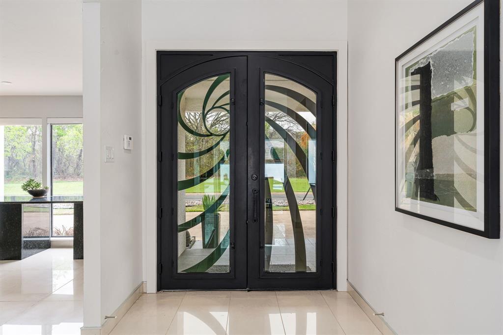 Quintessential Modern in Meadows West
