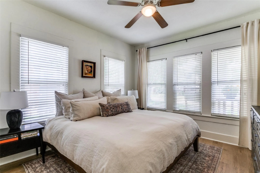 Vickery Place Craftsman