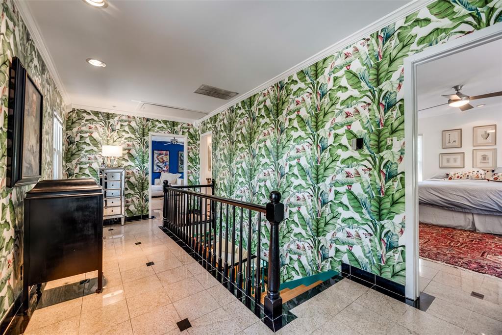 Hollywood Regency Bungalow