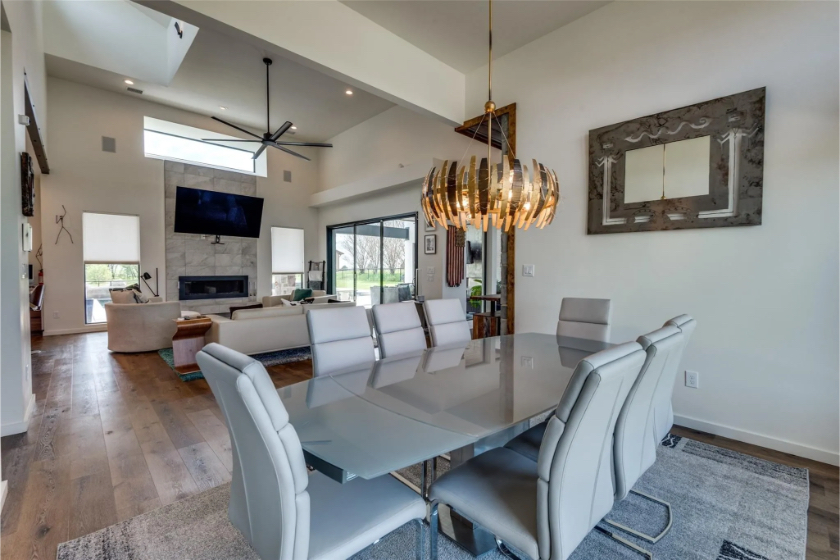 Waxahachie contemporary