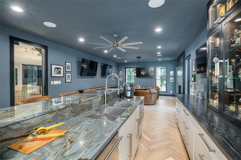 cutting-edge soft contemporary
