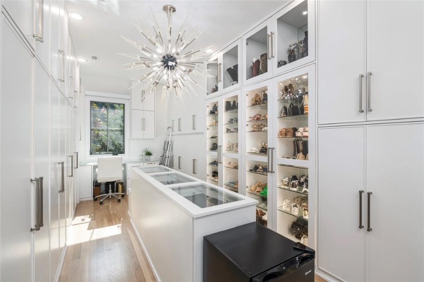 cutting-edge soft contemporary