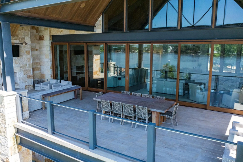 luxury lake living