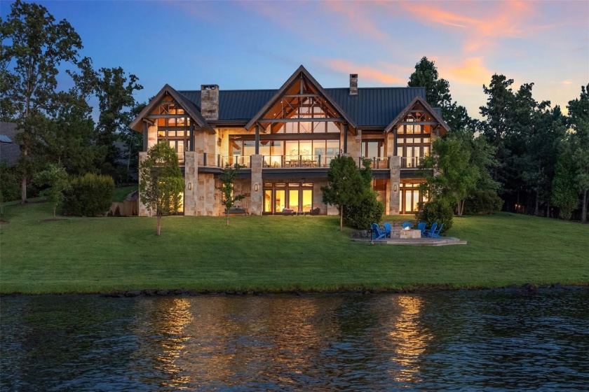 luxury lake living