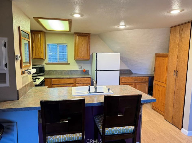 Silly Putty, California, Fun