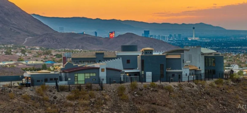 preposterous, Nevada, sex swings