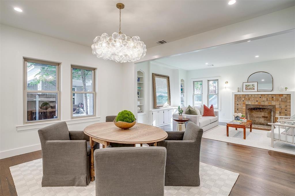 Million Dollar University Place Cottage
