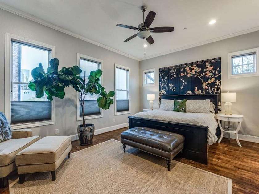 Farmer's Market Townhouse