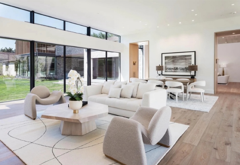 Bluffview modern compound