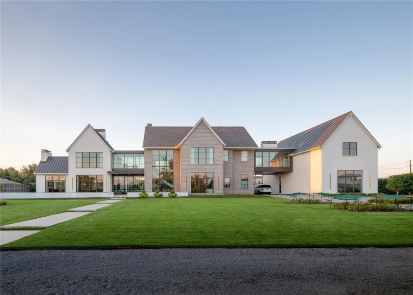 Modern Cape Cod