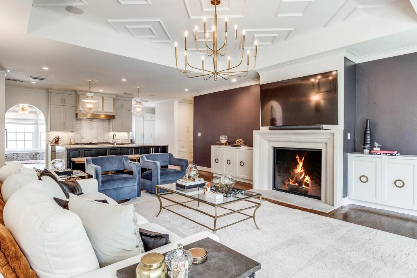 Dines & Kraft eclectic cottage